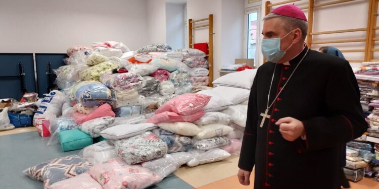 Sandomierz: Szeroki odzew akcji “Podziel się ciepłem na święta”.