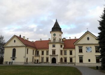 Tarnobrzeg. Zamek lepiej chroniony