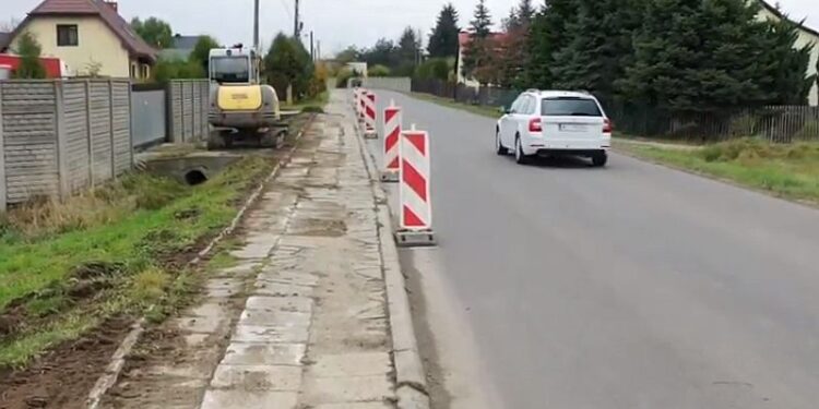 Dębica: Będą mieli nowy chodnik