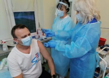 Sandomierz: Ruszyły szczepienia przeciw covid-19.