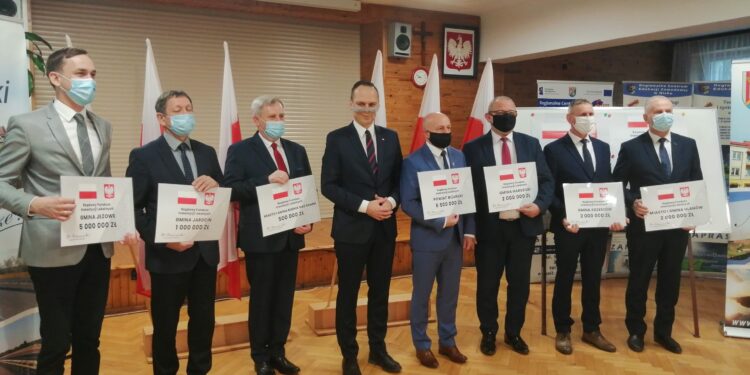 Nisko: Środki w ramach drugiej transzy FIL rozdane