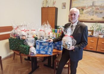 Tarnobrzeg. Prezenty od miasta trafiły do dzieci.