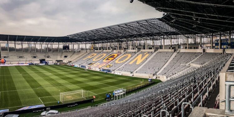 Mielec: Byliśmy statystami na murawie