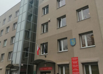 Stalowa Wola: Ruszyły zapisy do elektronicznej kolejki w Wydziale Komunikacji