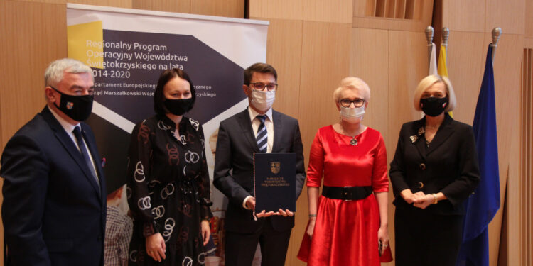 Opatów: Więcej miejsc w przedszkolach