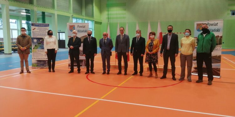 Nisko: Hala w RCEZ oddana do użytku