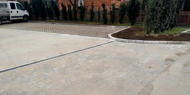 Mielec: Doczekali się nowego parkingu