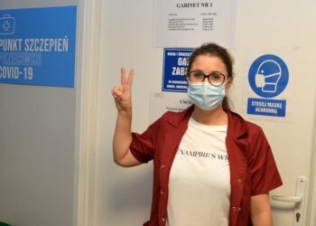 Stalowa Wola: Ruszyły szczepienia na COVID