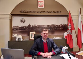 Sandomierz: Jest stanowisko burmistrza w sprawie budowy sklepu wielkopowierzchniowego.