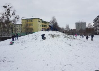 Tarnobrzeg. Zima lubi dzieci.
