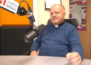 Jubileusz 40 lecia powstania Parafii pw. Ducha św. w Mielcu – o  początkach powstania mówi jej proboszcz ks. Waldemar Ciosek (rozmawia  Tomasz Łępa)