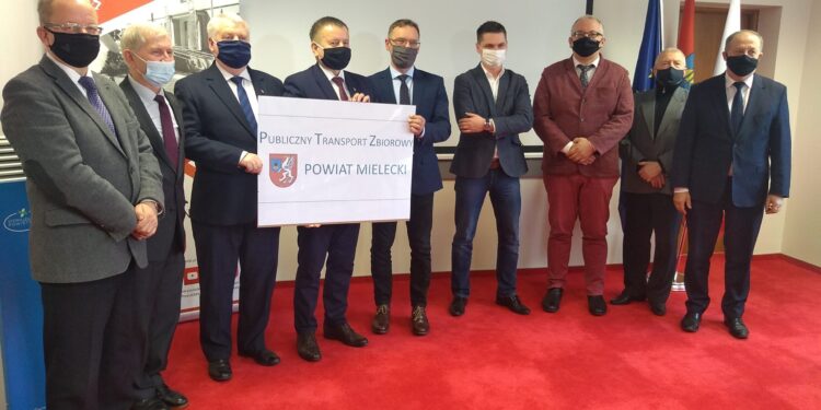 Mielec: Transport zbiorowy staje się faktem