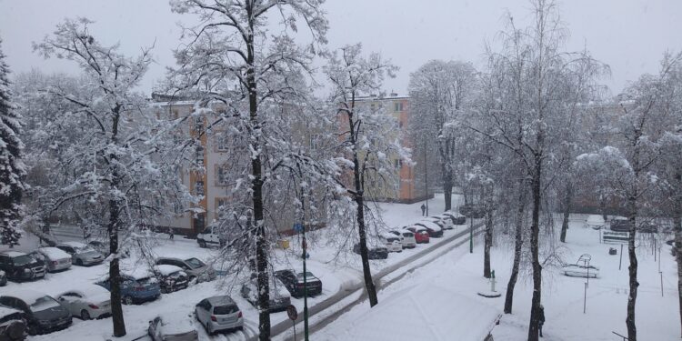 Mielec: Trudne warunki pogodowe i pierwsze kolizje