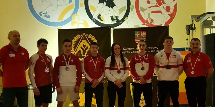 Połaniec: MKS Czarni triumfują