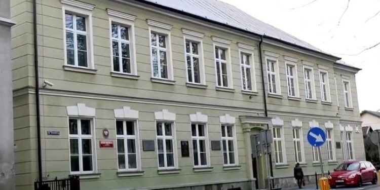 Dębica: Nowa lokalizacja biblioteki