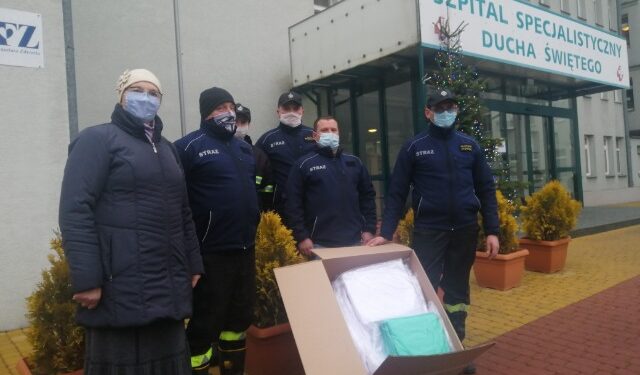 Sandomierz: OSP Zajeziorze wsparło szpital w czasie epidemii.