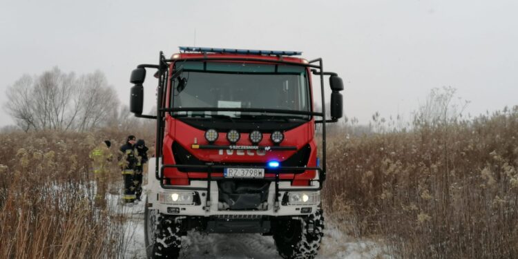Tarnobrzeg. Mieli szukać wędkarza. Odnalazł się cały i zdrowy