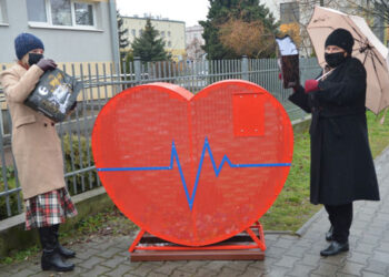 Stalowa Wola: Pomocne serduszko przy Szansie i akcja zbierania nakrętek