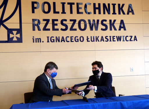 Stalowa Wola: Podpisana umowa na obsługę Laboratorium Międzyuczelnianego