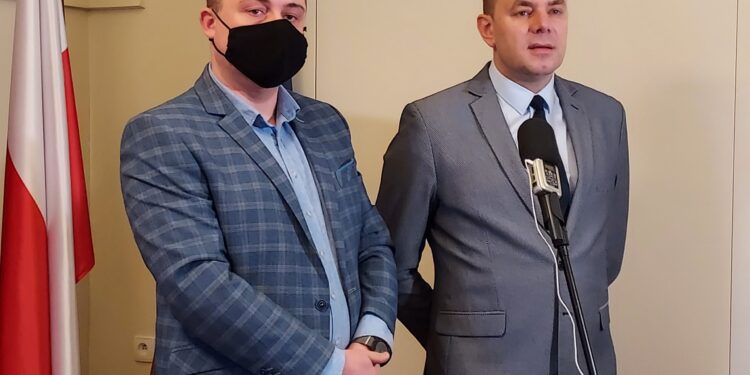 Sandomierz: Stanowisko burmistrza w sprawie Szkoły Podstawowej nr.2