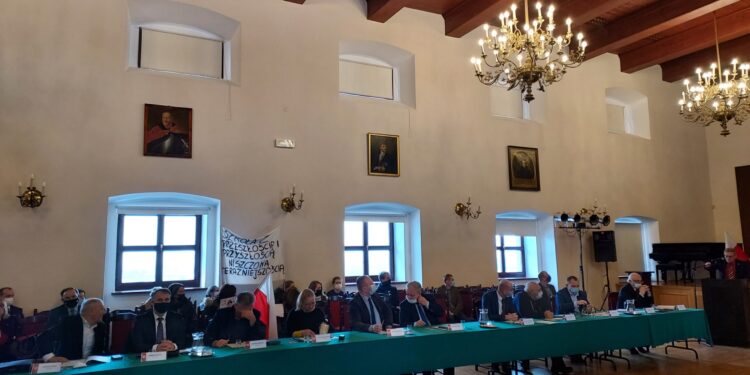 Sandomierz: Jest uchwała intencyjna w sprawie przeniesienia SzP nr 2 do innej siedziby.