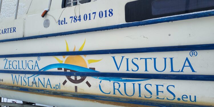 Sandomierz: W porcie ruch mimo zimowego sezonu.