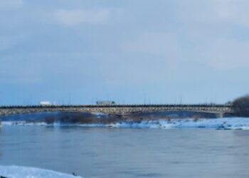 Sandomierz: Wody Wisły w strefie wód wysokich ale jest bezpiecznie.