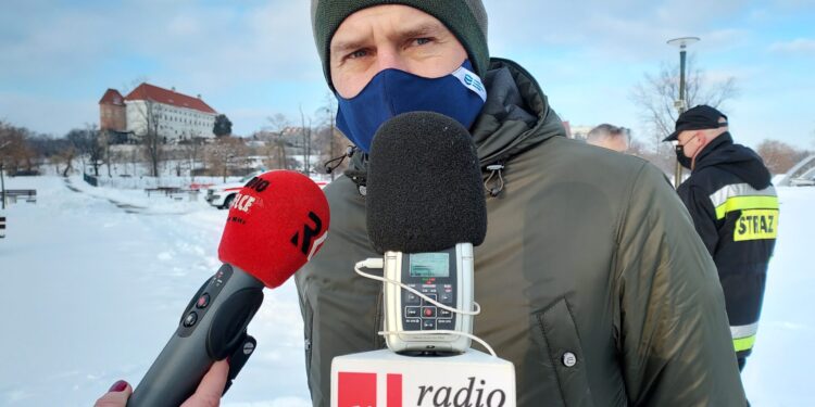 Sandomierz: Bezpieczny stan Wisły.