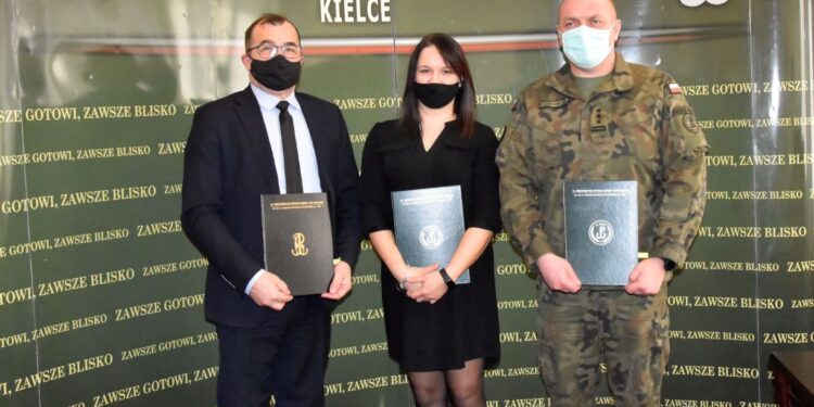 Region: Świętokrzyscy terytorialsi podpisali porozumienie ze szkołami ZDZ.