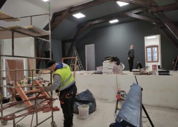 Zawichost: Remont zabytkowej remizy strażackiej.