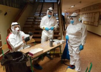 Sandomierz: Strażak z Sandomierza w grupie ratowniczej w akcji „Słowacja 2021”.