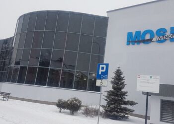 Tarnobrzeg. Od 12 lutego basen otwarty dla wszystkich.