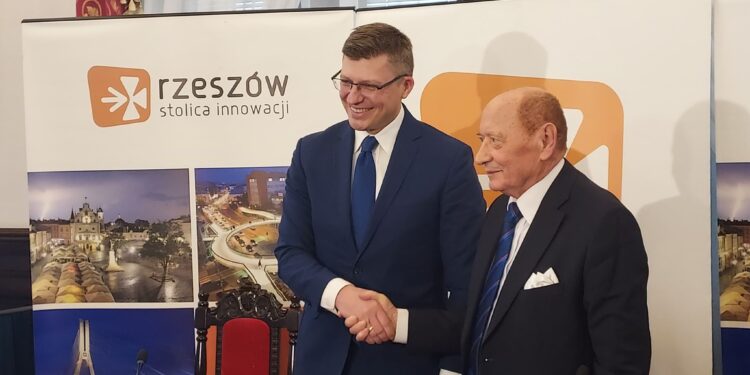 Region: Zrezygnował z funkcji prezydenta Rzeszowa