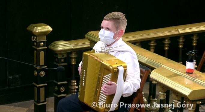 Region: Młody muzyk na Jasnej Górze