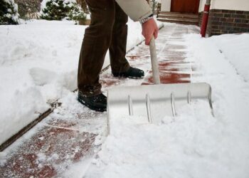 Mielec: Dachy i chodniki do odśnieżenia!
