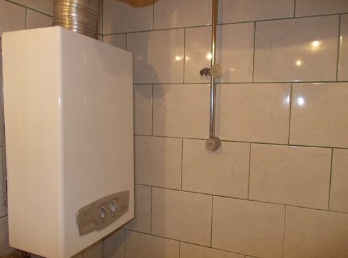 Tarnobrzeg, powiat tarnobrzeski. Sezon grzewczy w pełni. Kominiarz apeluje.