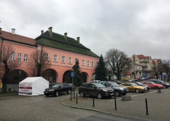 Opatów: Trwa remont ratusza