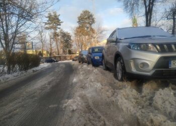 Tarnobrzeg. Będą oczyszczać osiedle ze śniegu.