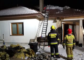 Grębów. W Zabrniu palił się dom