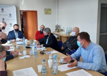 Sandomierz, Dwikozy, Samborzec, Koprzywnica, Łoniów, Zawichost: Stanowisko gmin w sprawie map zagrożenia powodziowego.