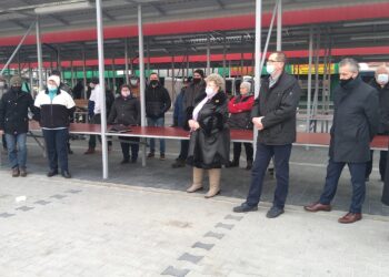 Mielec: Nie chcą wymiany pawilonów handlowych.
