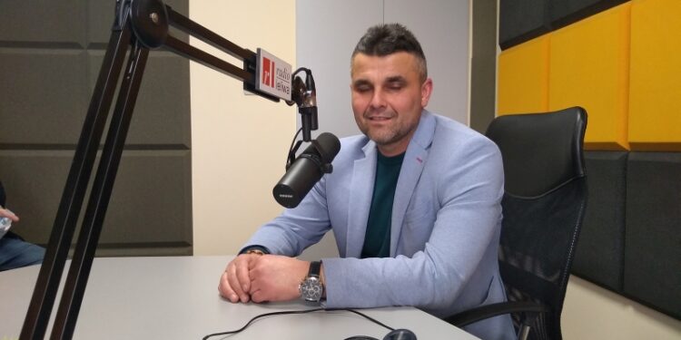 „Swoje sprawy zamiatajmy u siebie „- rozmowa z prezesem klubu SPR Stal Mielec Romanem  Kowalikiem