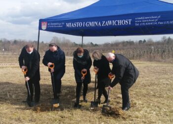 Zawichost: Zainaugurowano ważną inwestycję wodno-ściekową.
