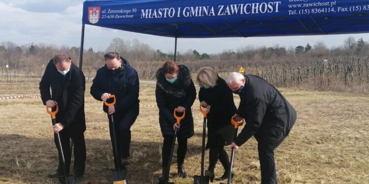 Zawichost: Zainaugurowano ważną inwestycję wodno-ściekową.