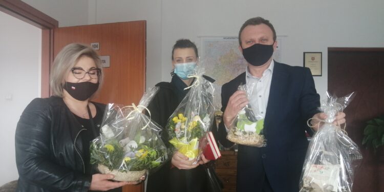 Sandomierz: Stroiki dla Bartusia – akcja pomocy dla sandomierzanina zatacza coraz szersze kręgi.