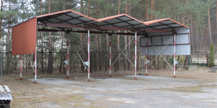 Ostrowiec Św.: Nowa baza drogowców