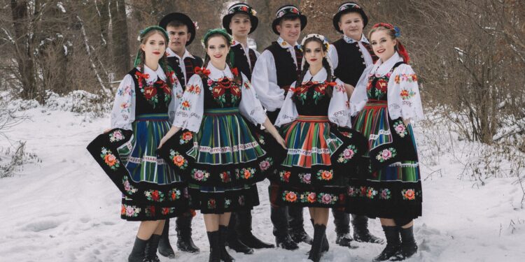 Mielec:  Artystycznie w Ośrodku Kultury w Chorzelowie