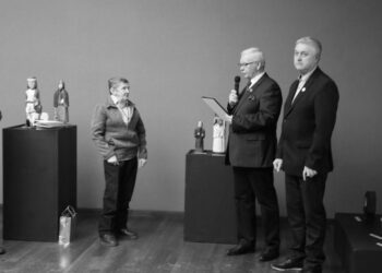 Mielec:   Zmarł rzeźbiarz ludowy Stanisław Czarnecki