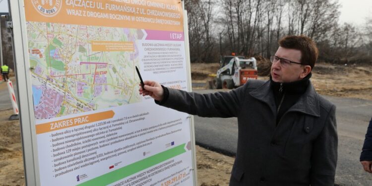 Ostrowiec Św.: Drogowe inwestycje