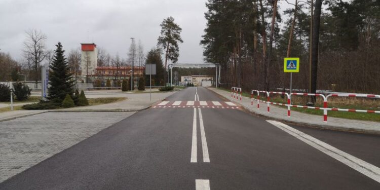 Nowa Dęba. Z Budy Stalowskiej dojedziesz na strefę ekonomiczną